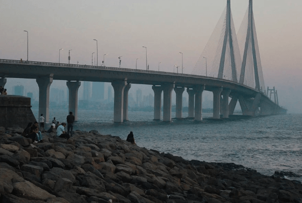 How to Spend 24 Hours In Mumbai