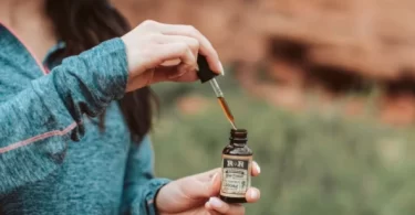 How to Use CBD Tinctures
